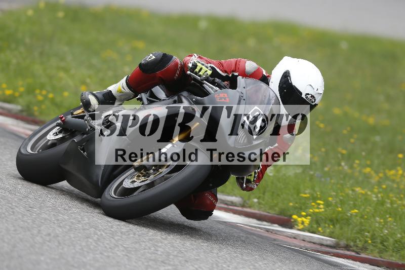 /37 28.07.2025 Dunlop Ride und Test Day ADR/Trackday Erfahren gelb Trackday schnell  rot/93
